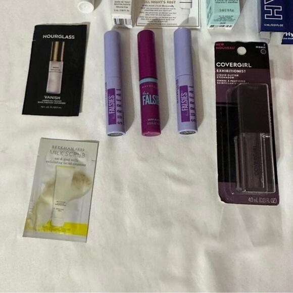 Ulta Ultimate Makeup Bundle set - Picture 6 of 13